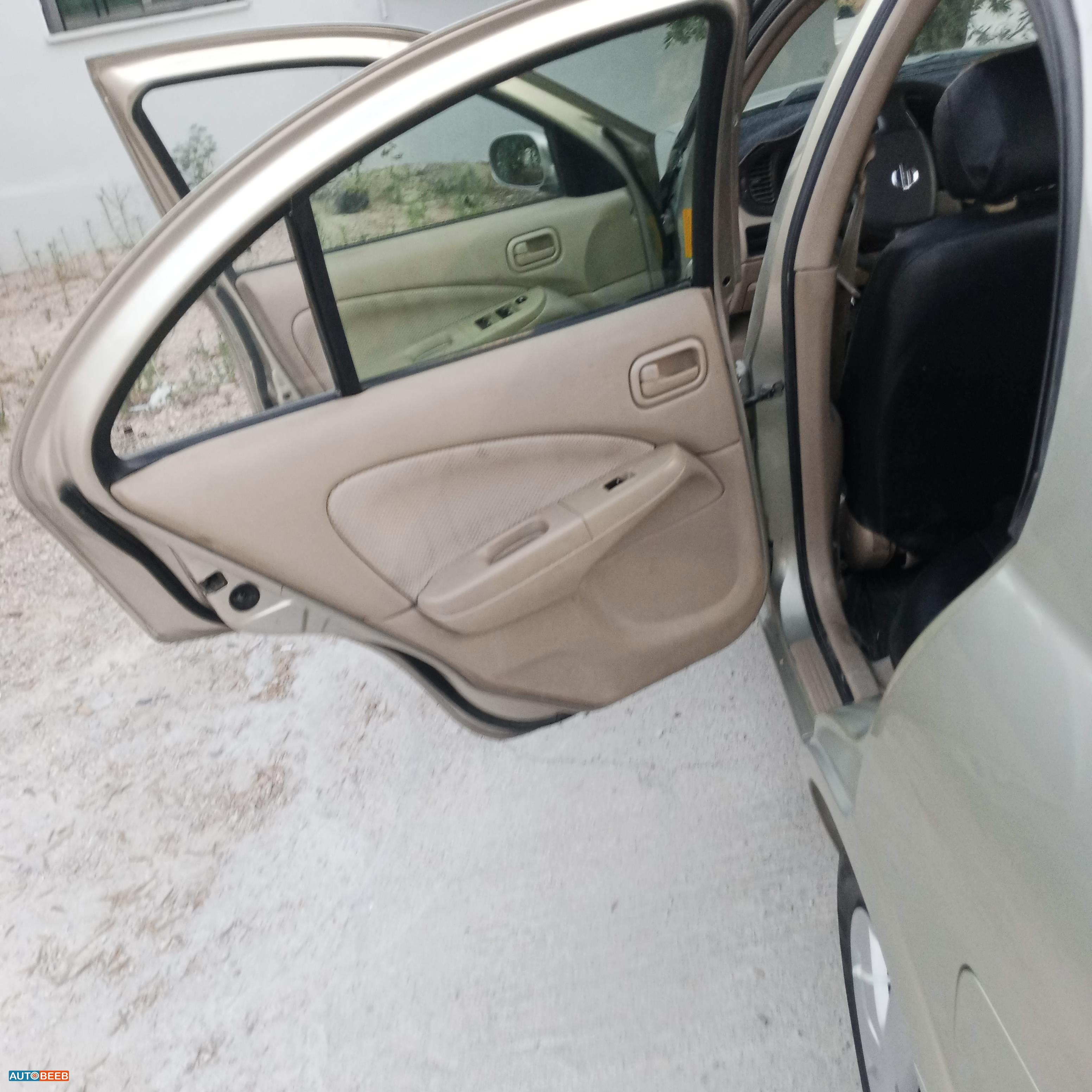 Nissan Sunny 2008