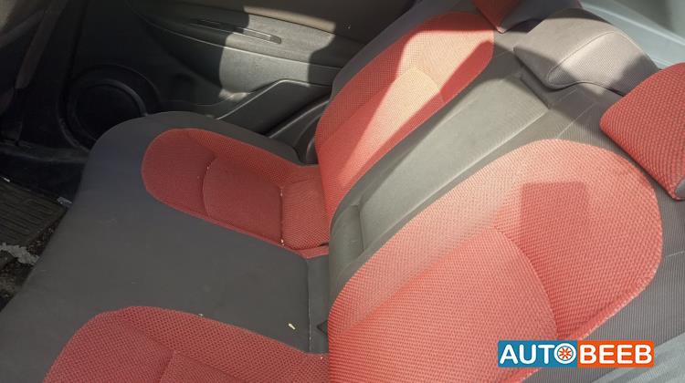 نيسان قشقاي 2008