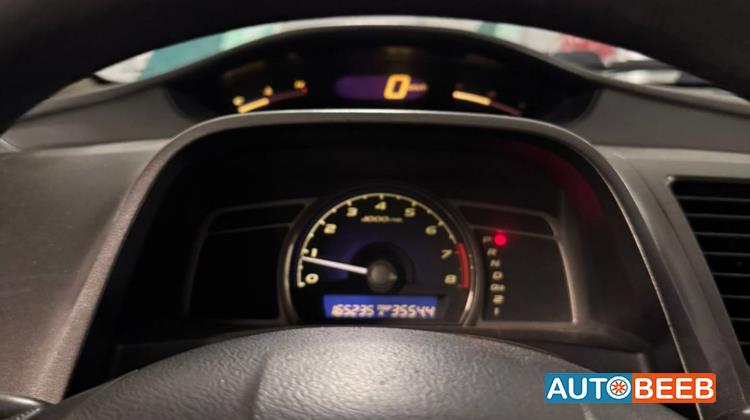 هوندا سيفيك 2006