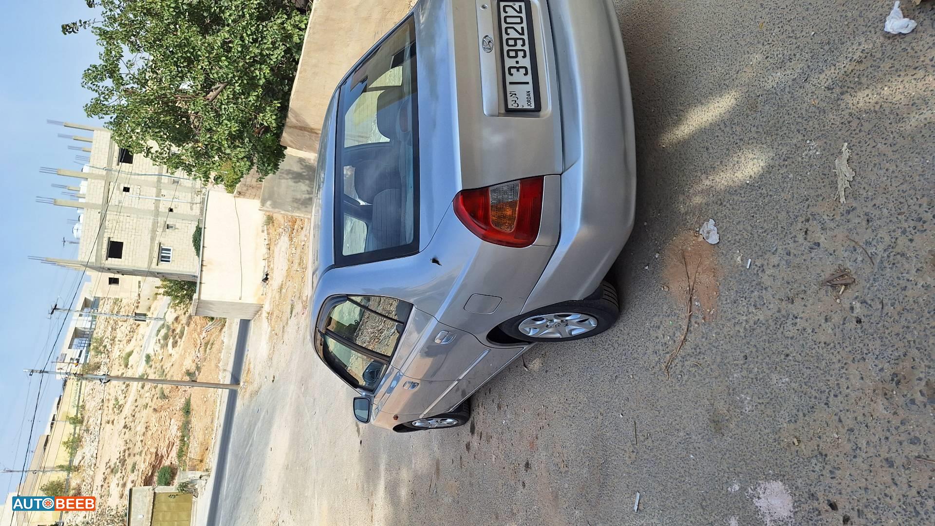 هيونداي فيرنا 2000