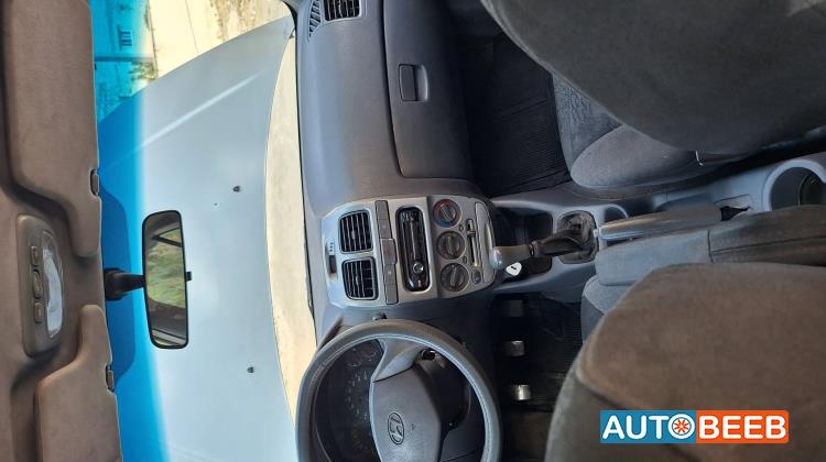 هيونداي فيرنا 2000