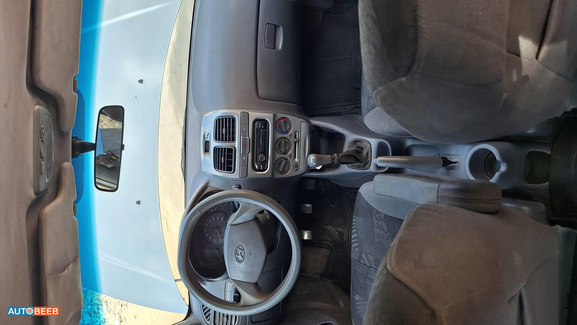 هيونداي فيرنا 2000