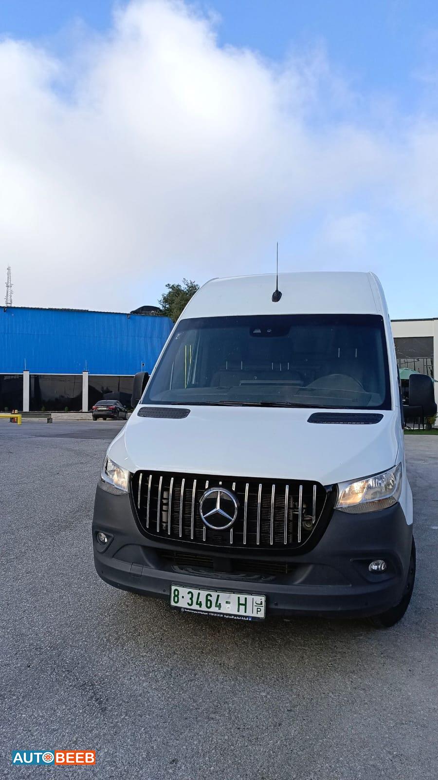 Minibus Mercedes Benz 2020