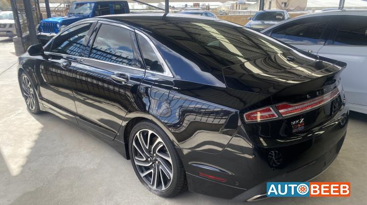 Lincoln MKZ 2020