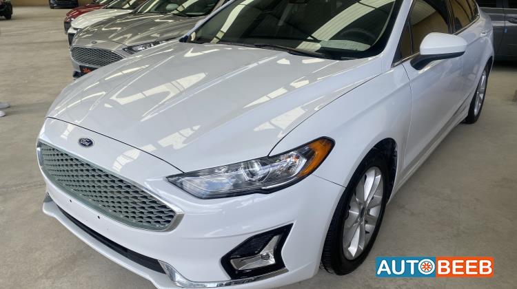 Ford Fusion 2020
