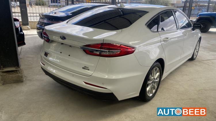 Ford Fusion 2020