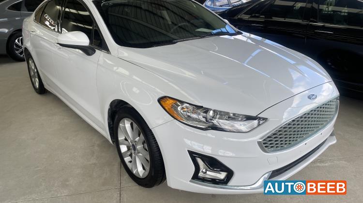 Ford Fusion 2020
