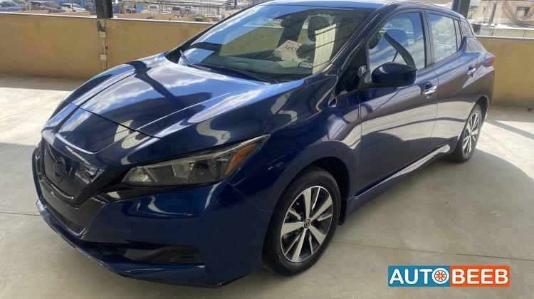 نيسان ليف 2022