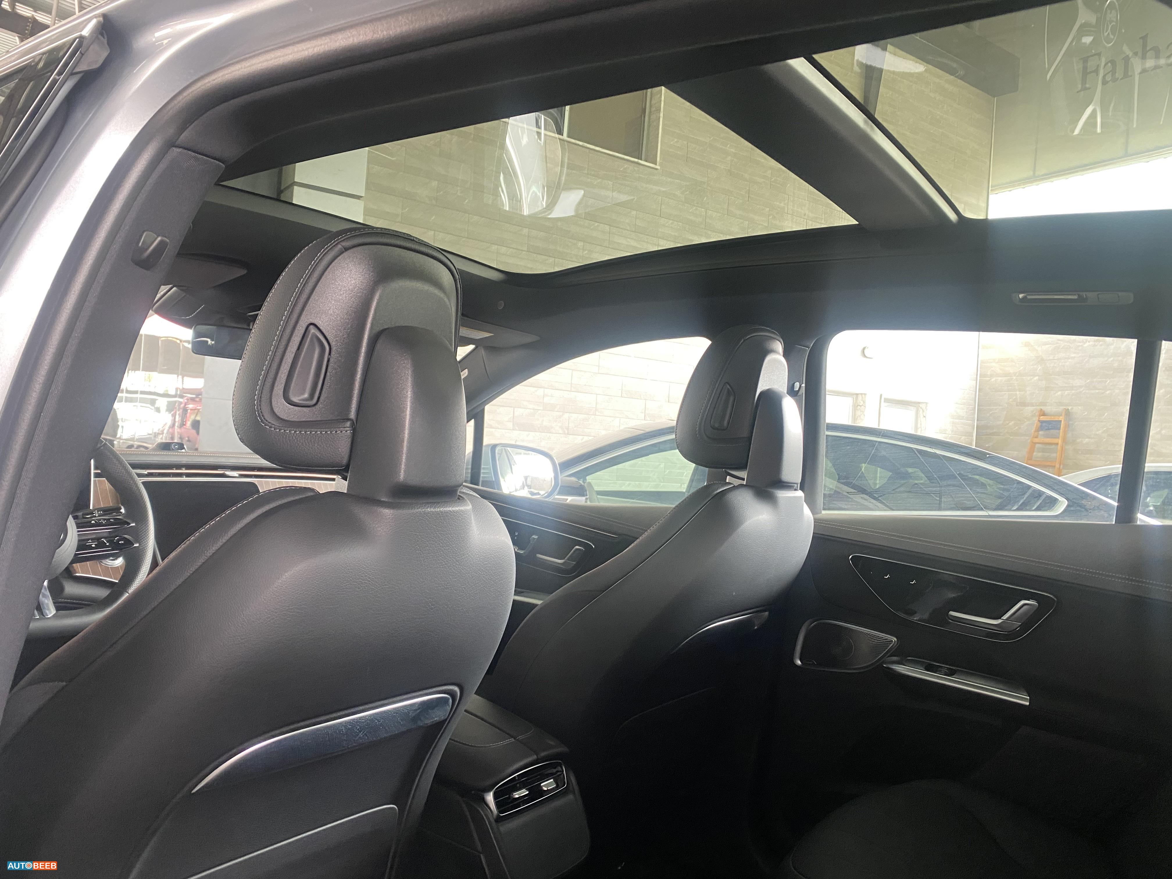 Mercedes Benz EQE350 2022