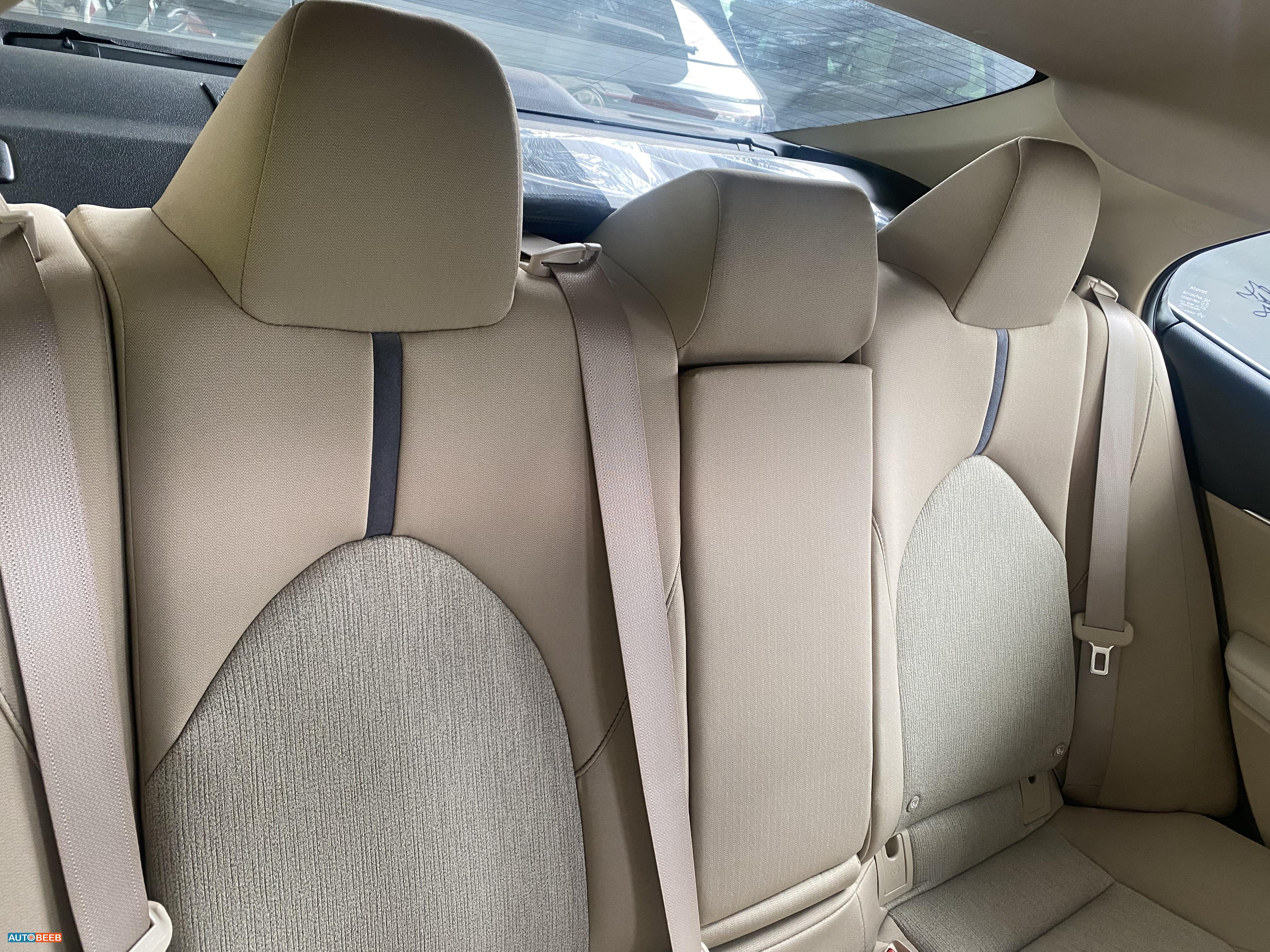 تويوتا كامري 2024