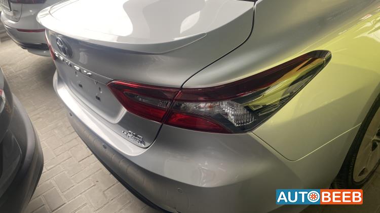 تويوتا كامري 2024