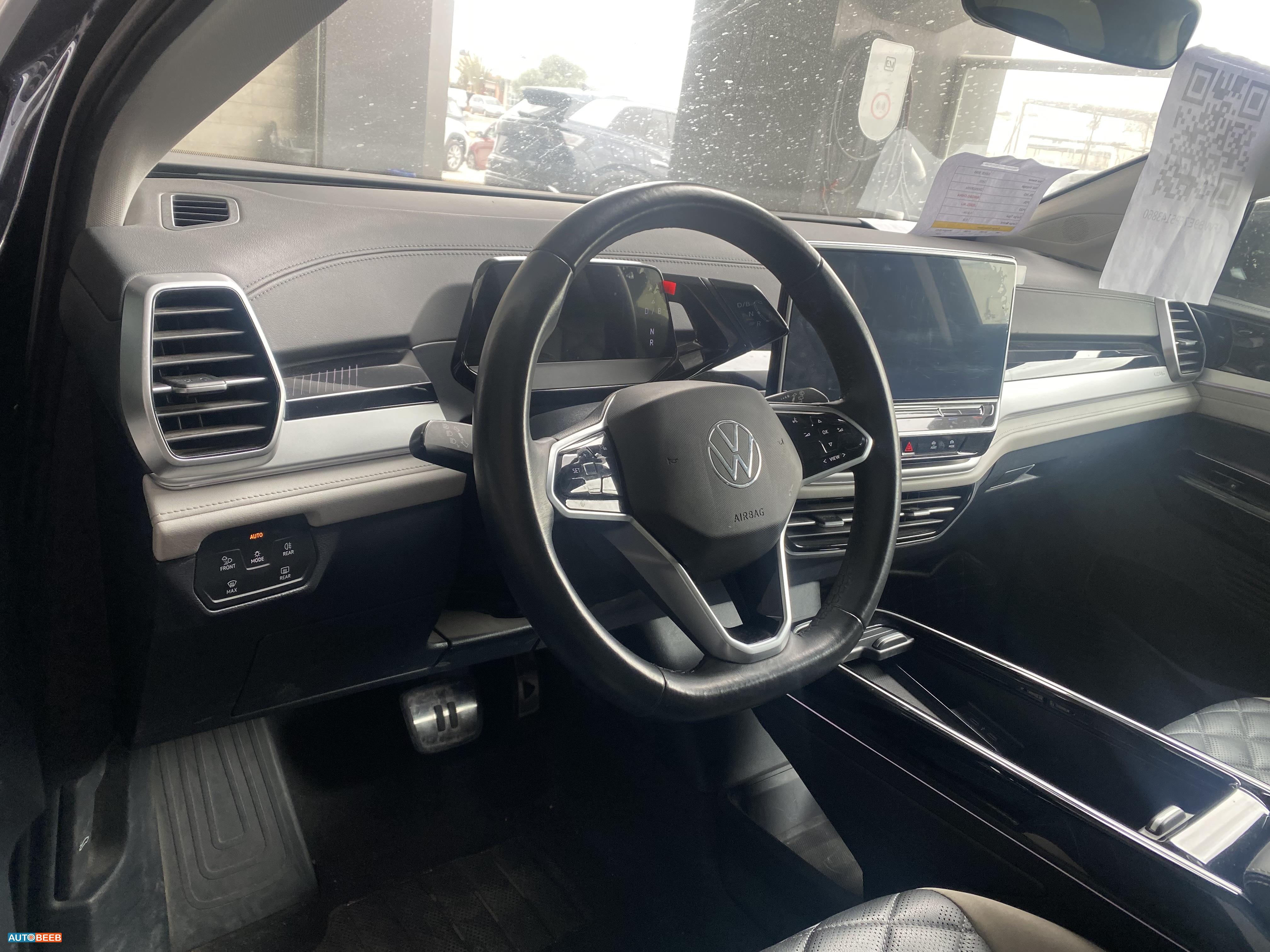 Volkswagen ID.6 2023