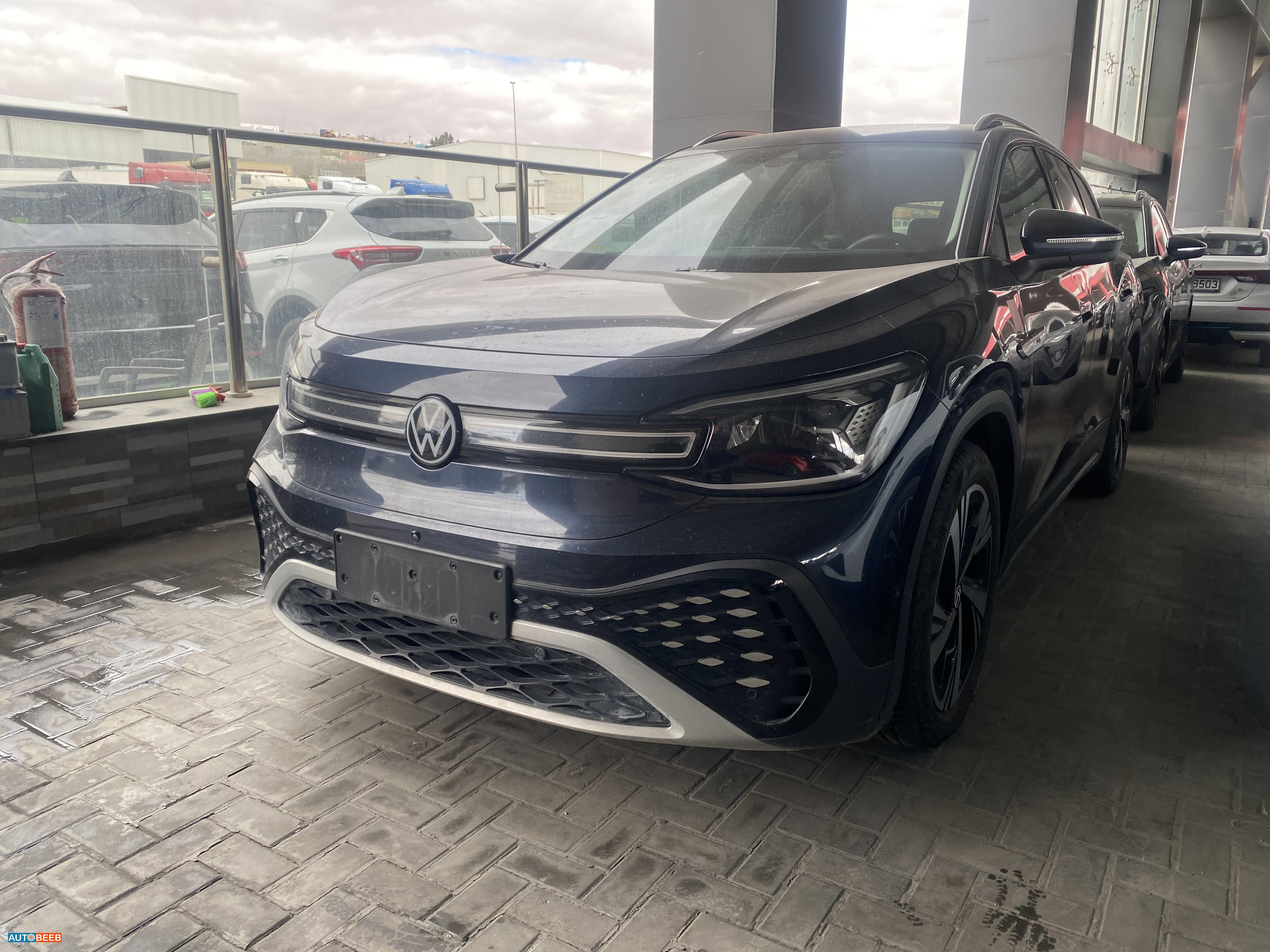 Volkswagen ID.6 2023