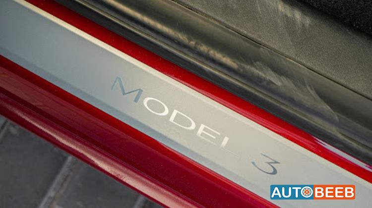 Tesla 3 2019