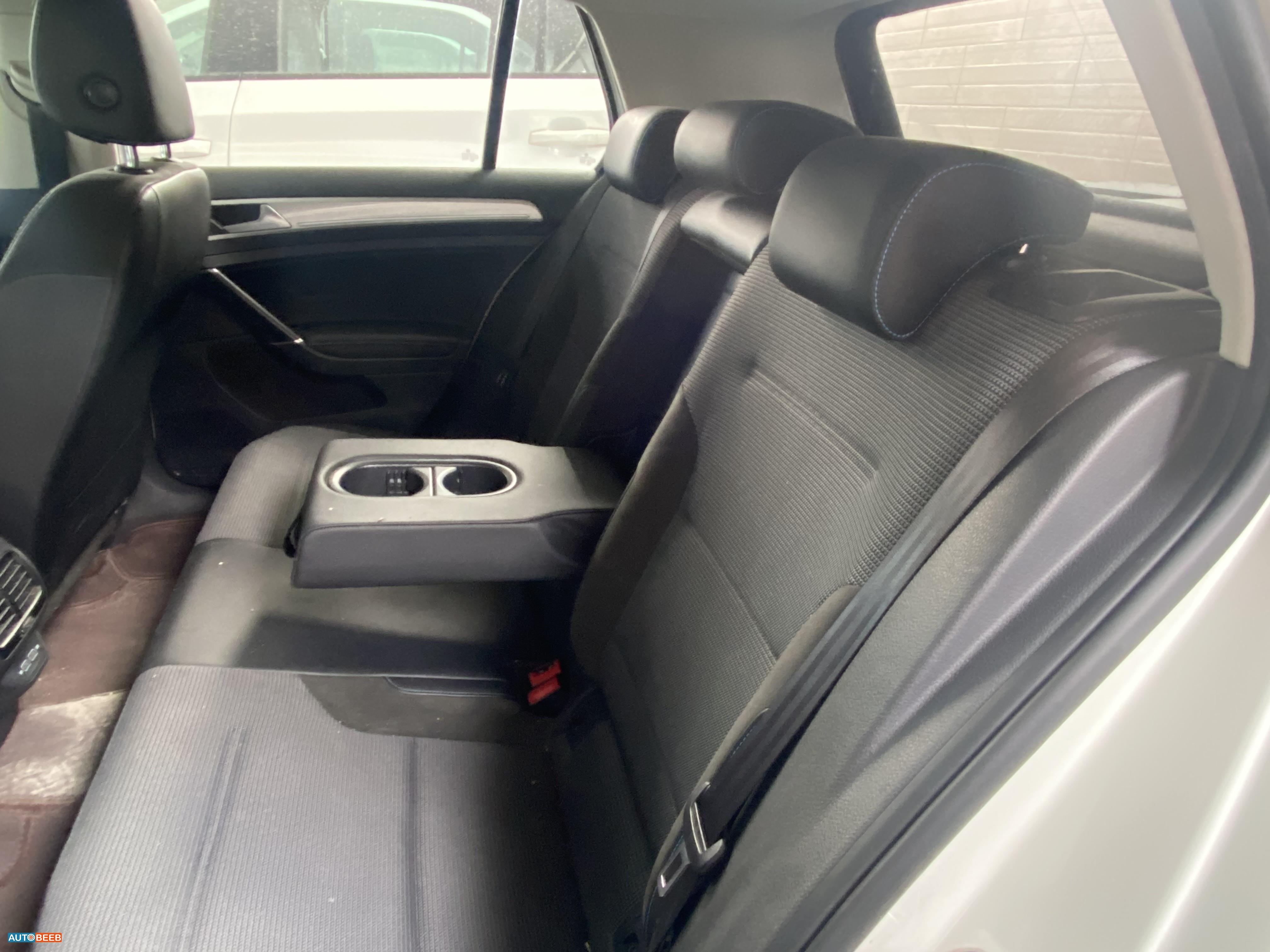 Volkswagen E-Golf 2020