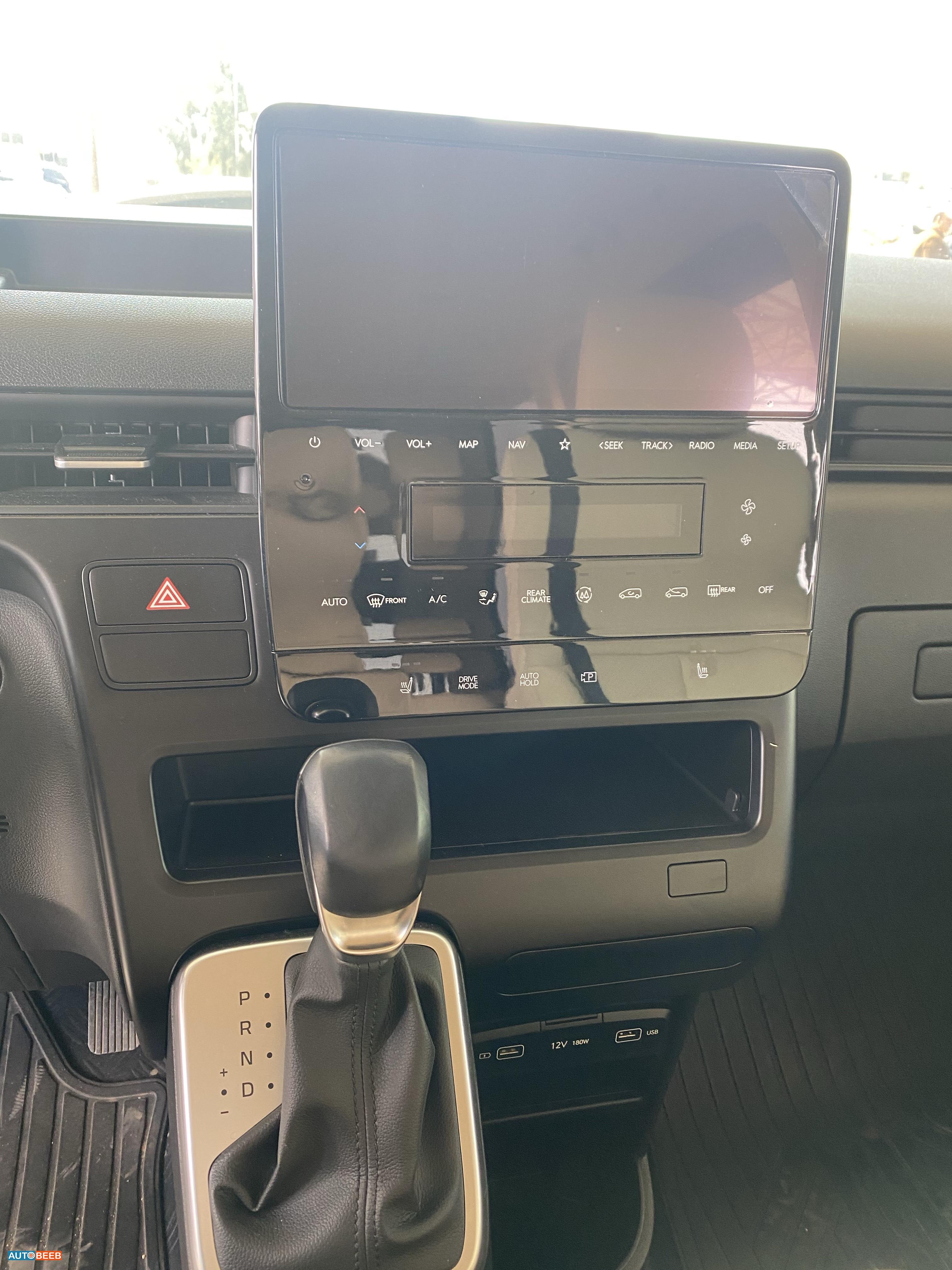 Minibus Hyundai 2022