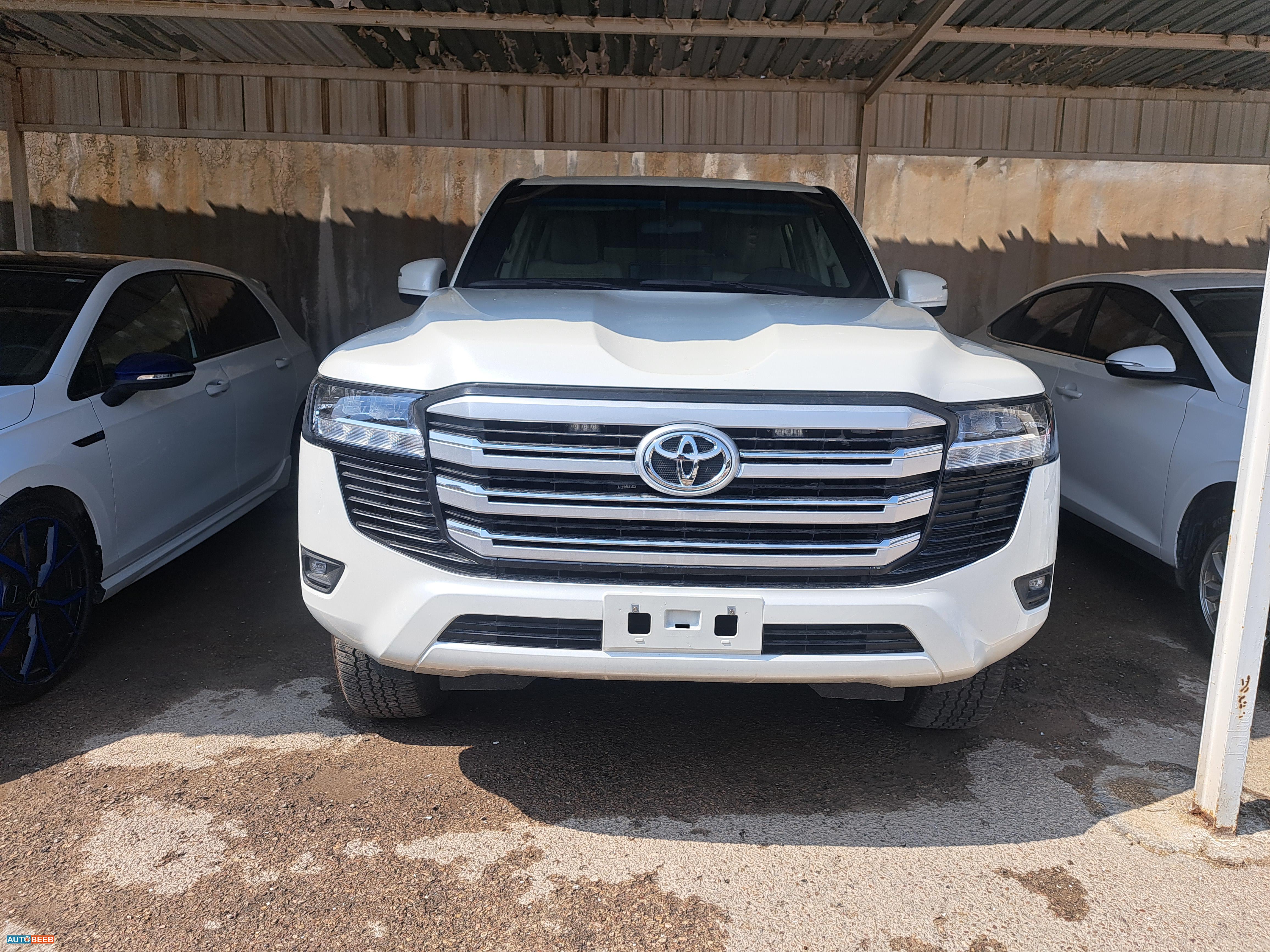 Toyota Land Cruiser 2024