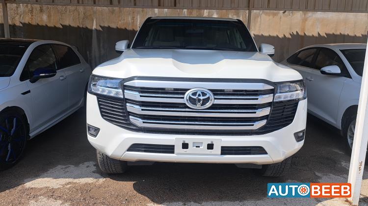 Toyota Land Cruiser 2024