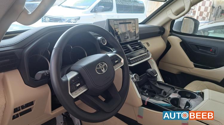 Toyota Land Cruiser 2024