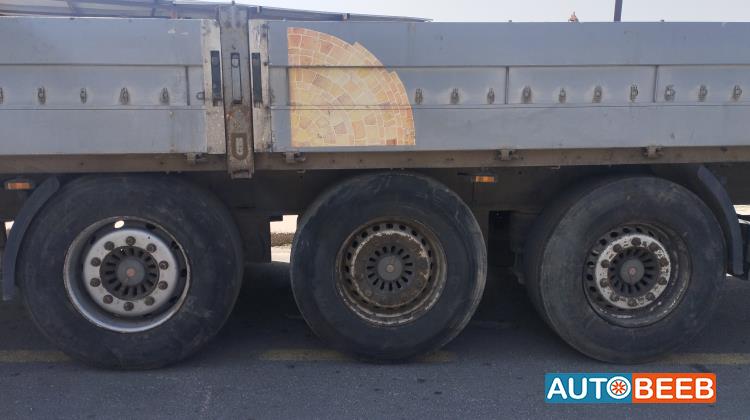 Flatbed With Side  2006