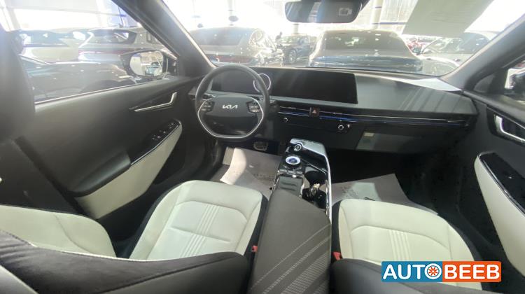 KIA EV6 2024