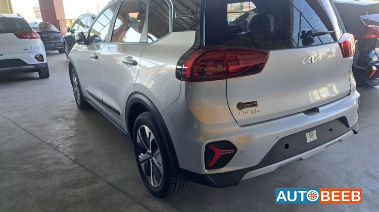 كيا نيرو 2023