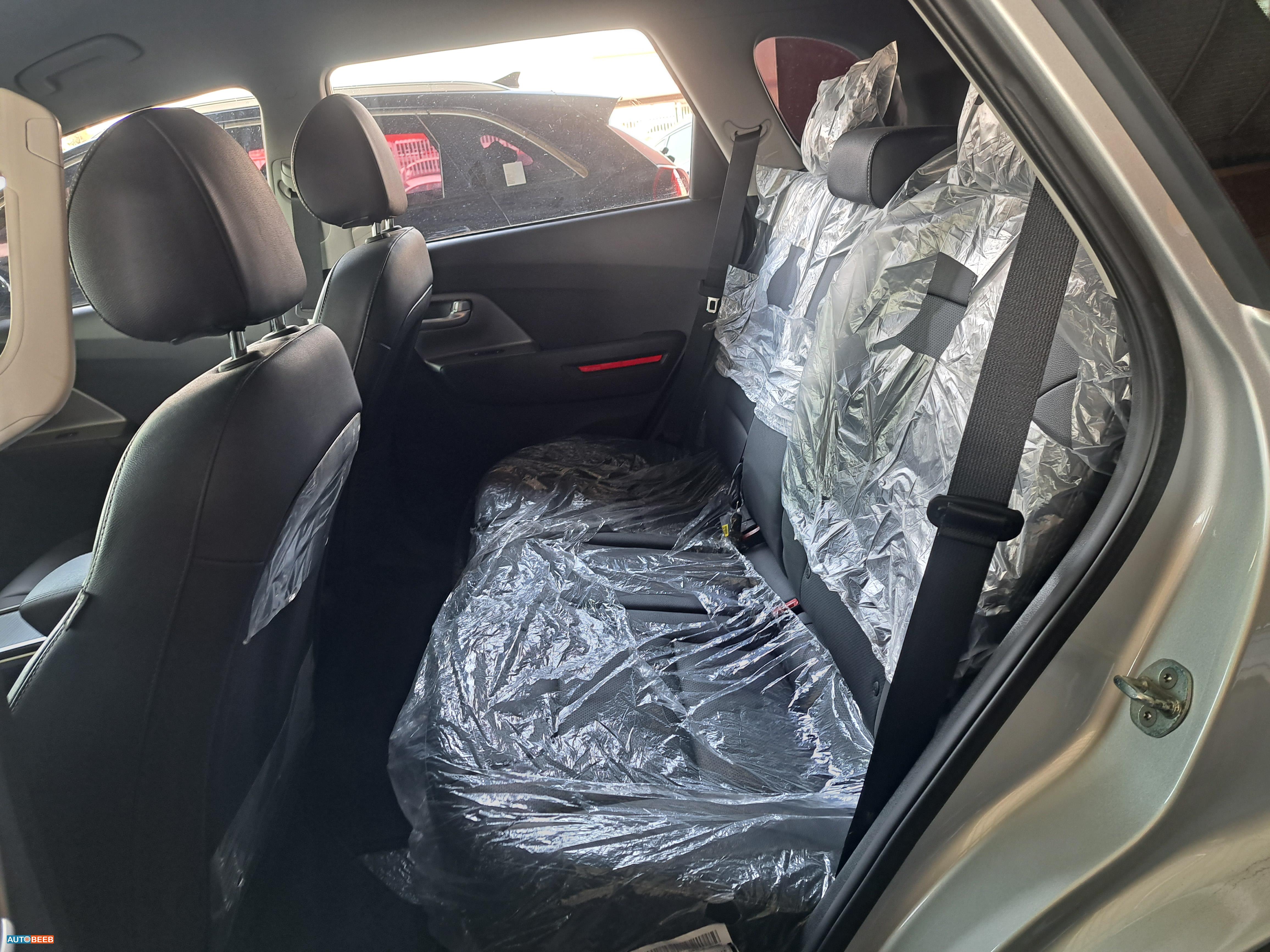 كيا نيرو 2023