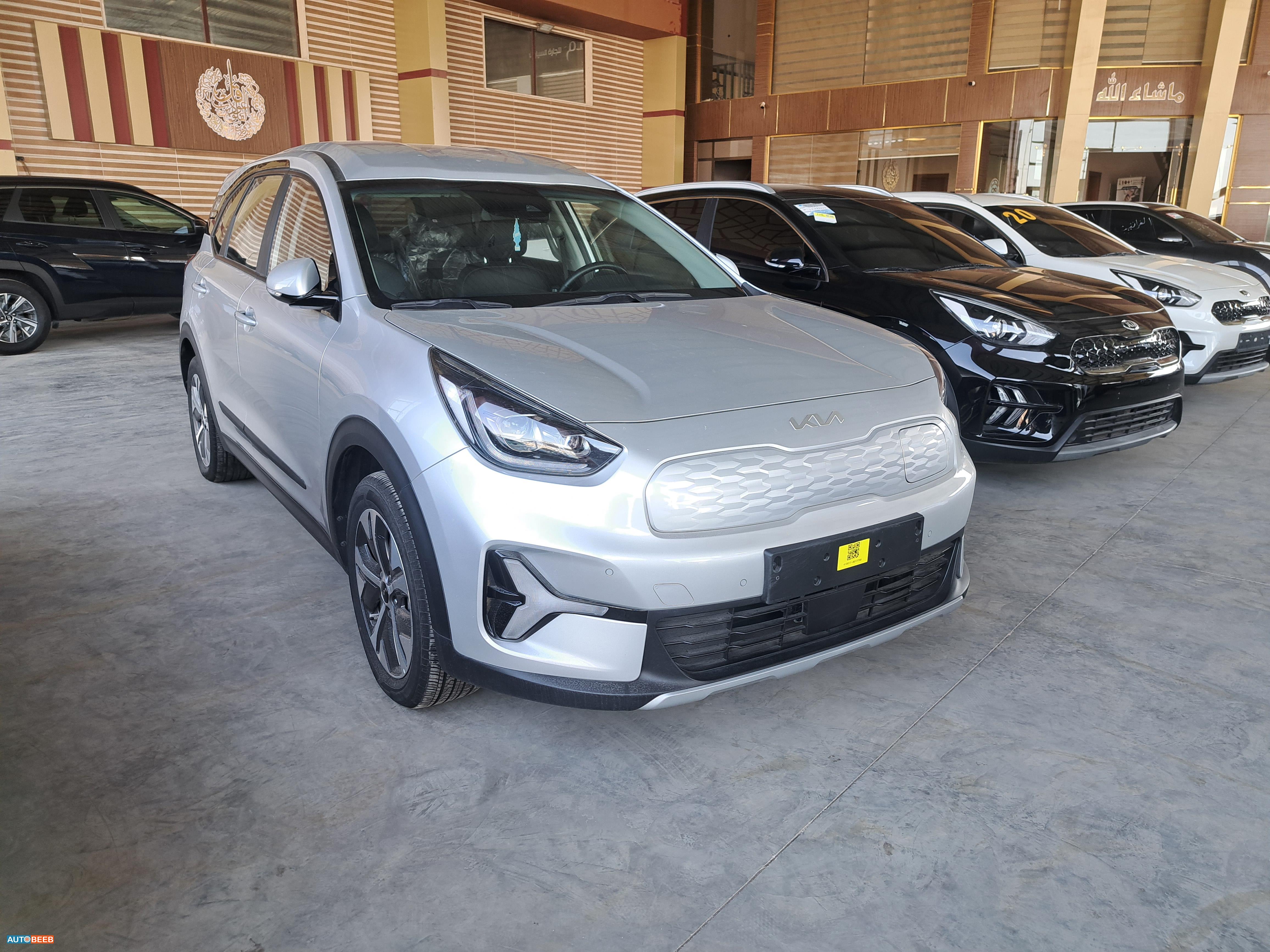 كيا نيرو 2023