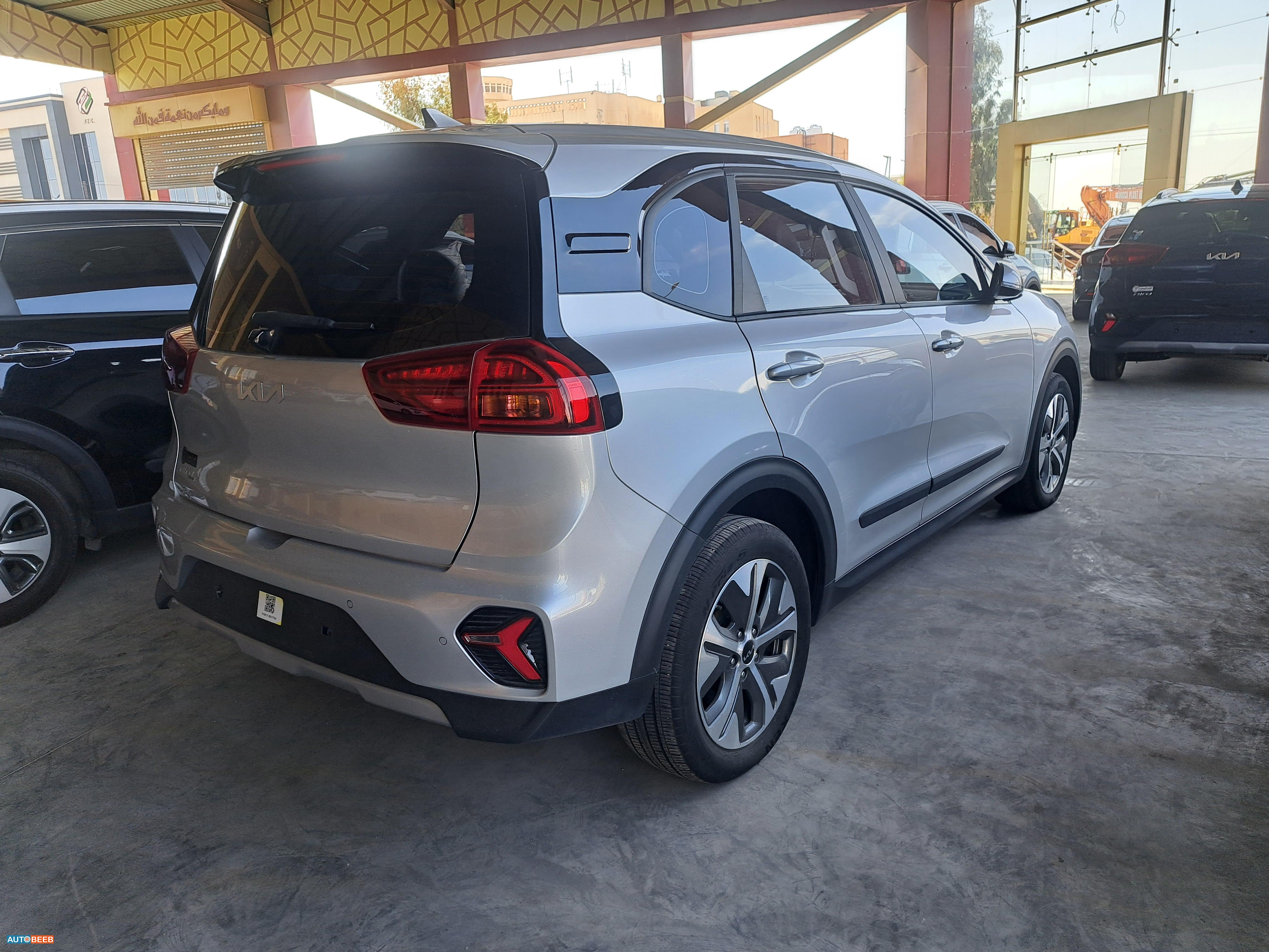 كيا نيرو 2023