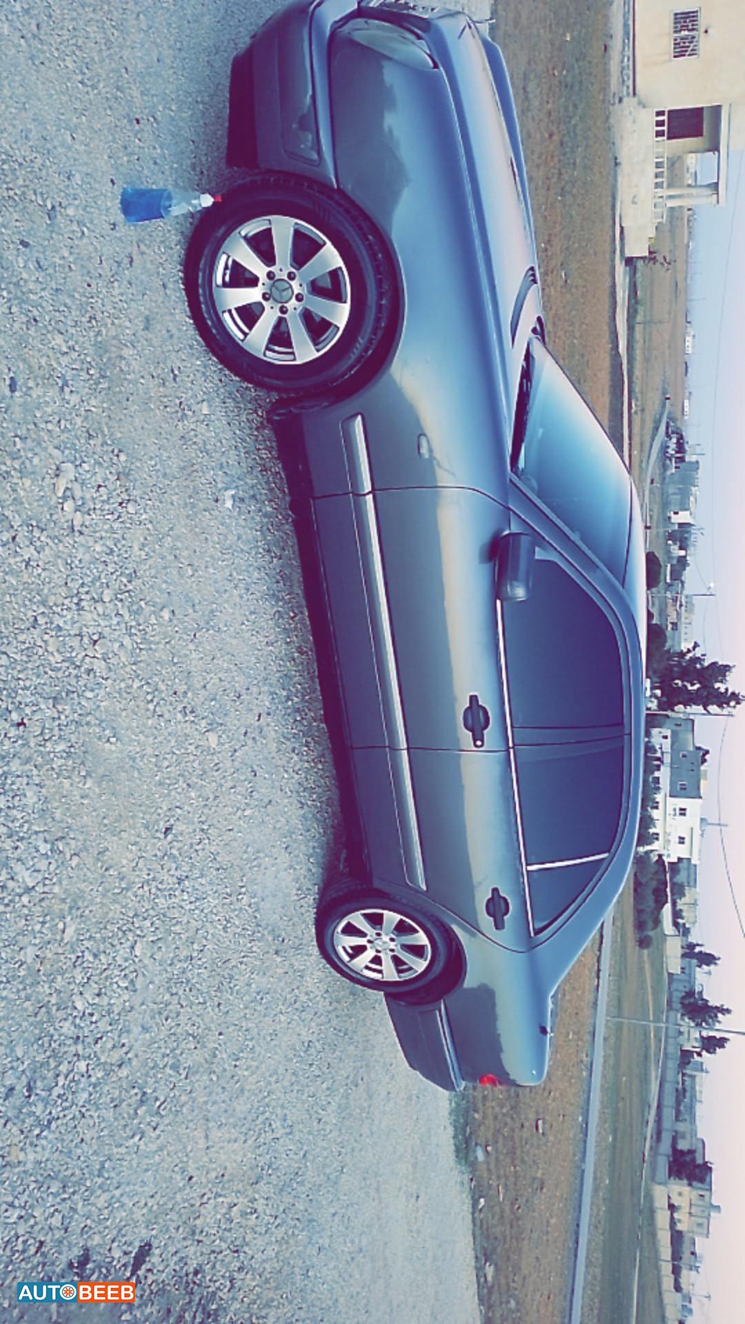 مرسيدس بنز E200 1997