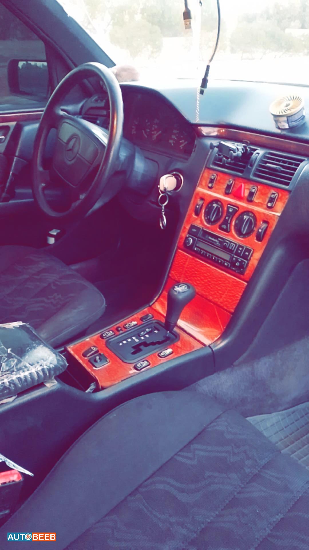 مرسيدس بنز E200 1997