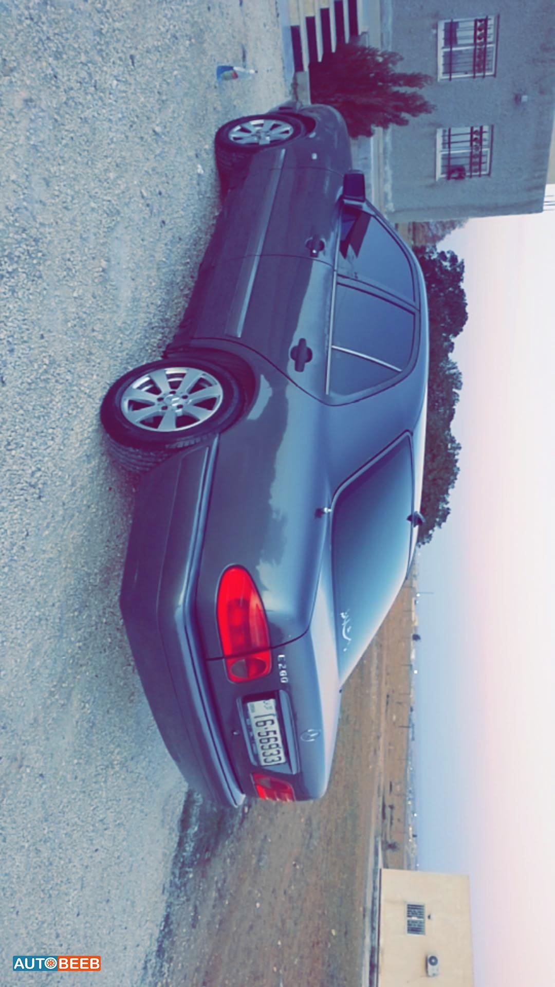 مرسيدس بنز E200 1997