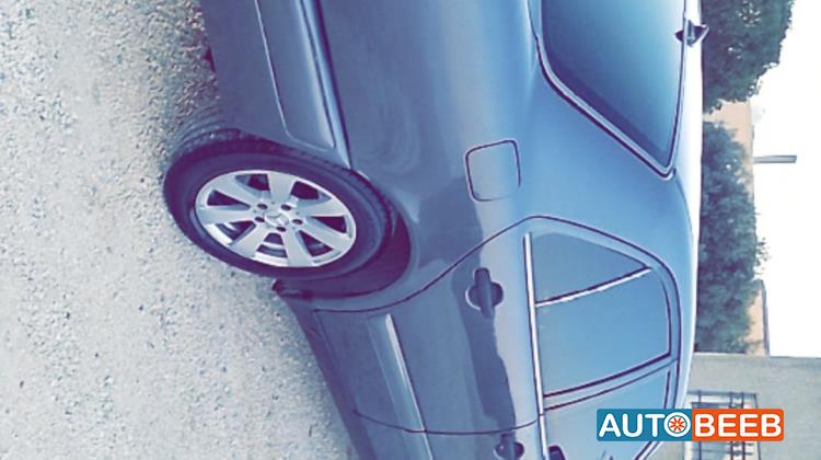 مرسيدس بنز E200 1997