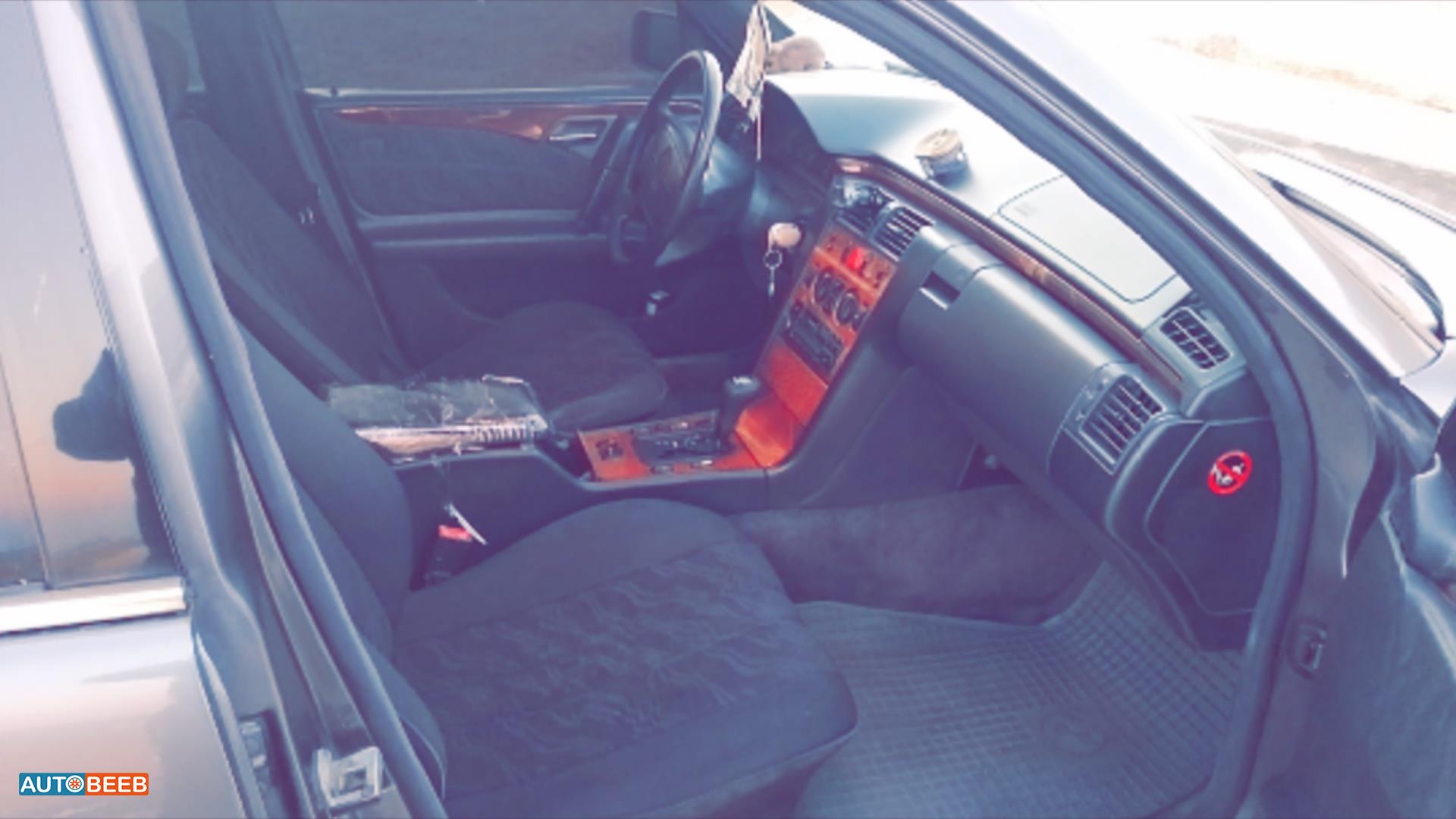 مرسيدس بنز E200 1997