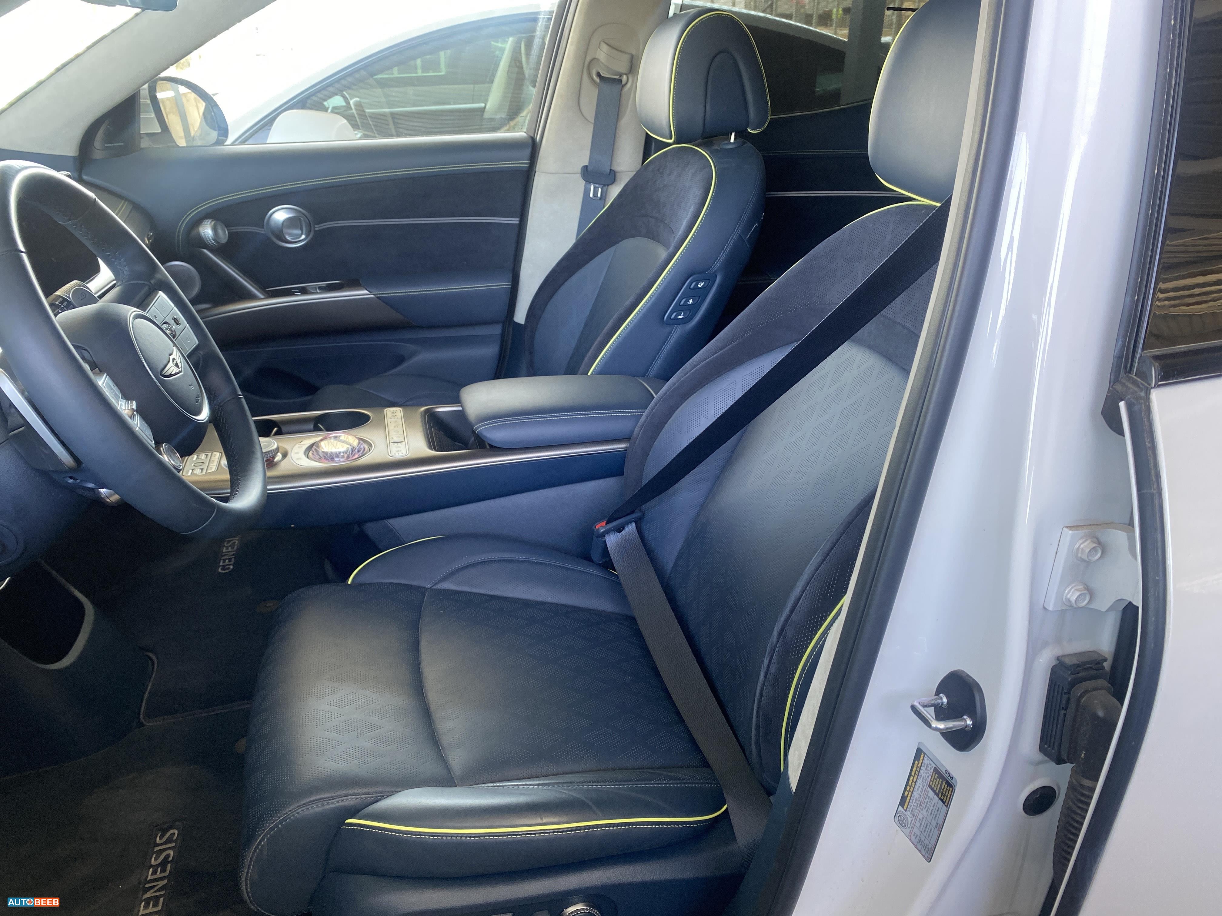 جينيسيس GV60 2023