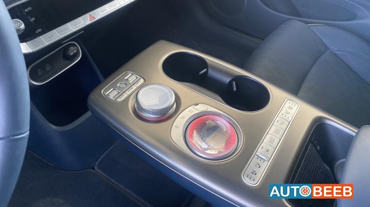 جينيسيس GV60 2023