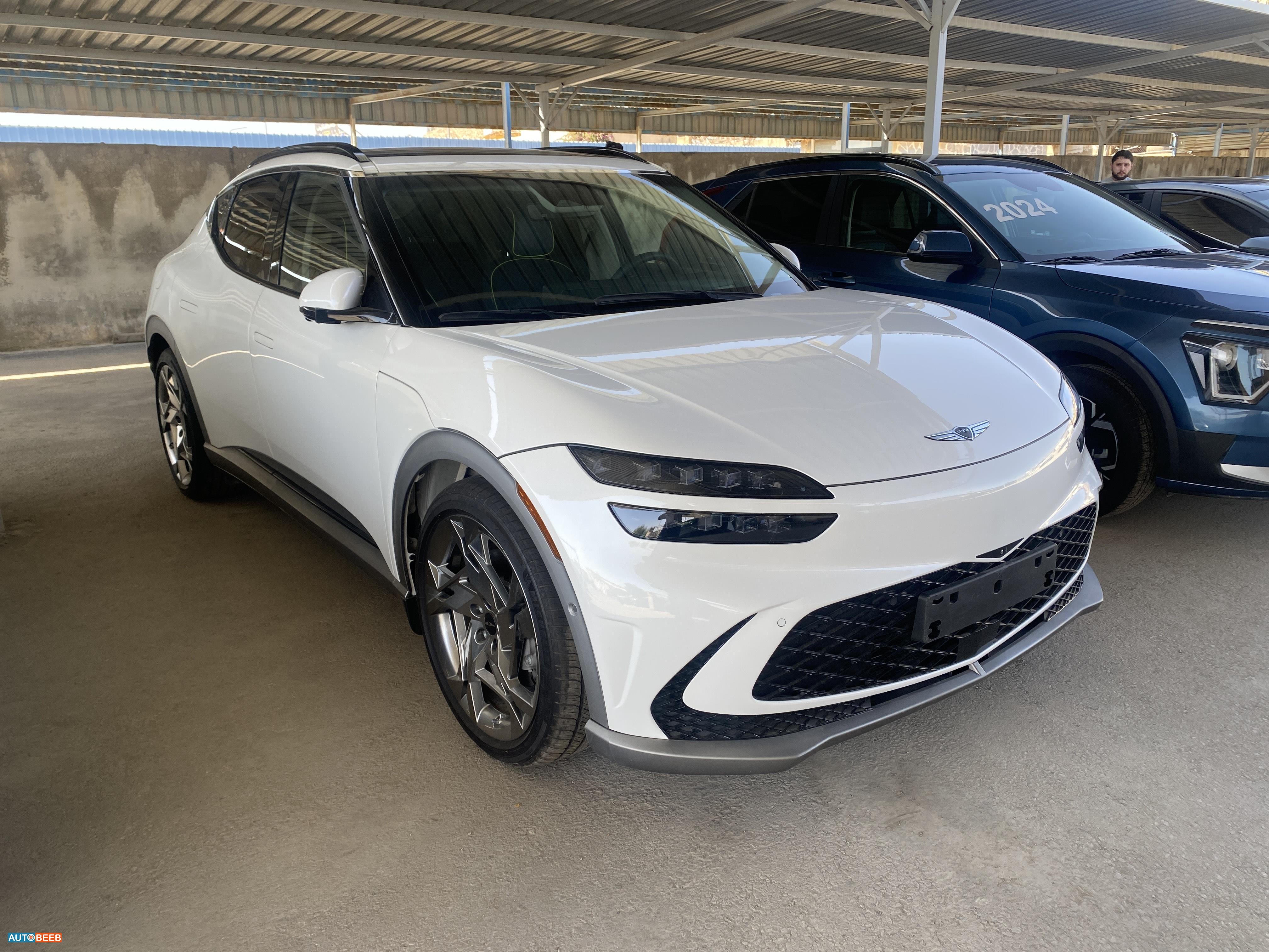 جينيسيس GV60 2023