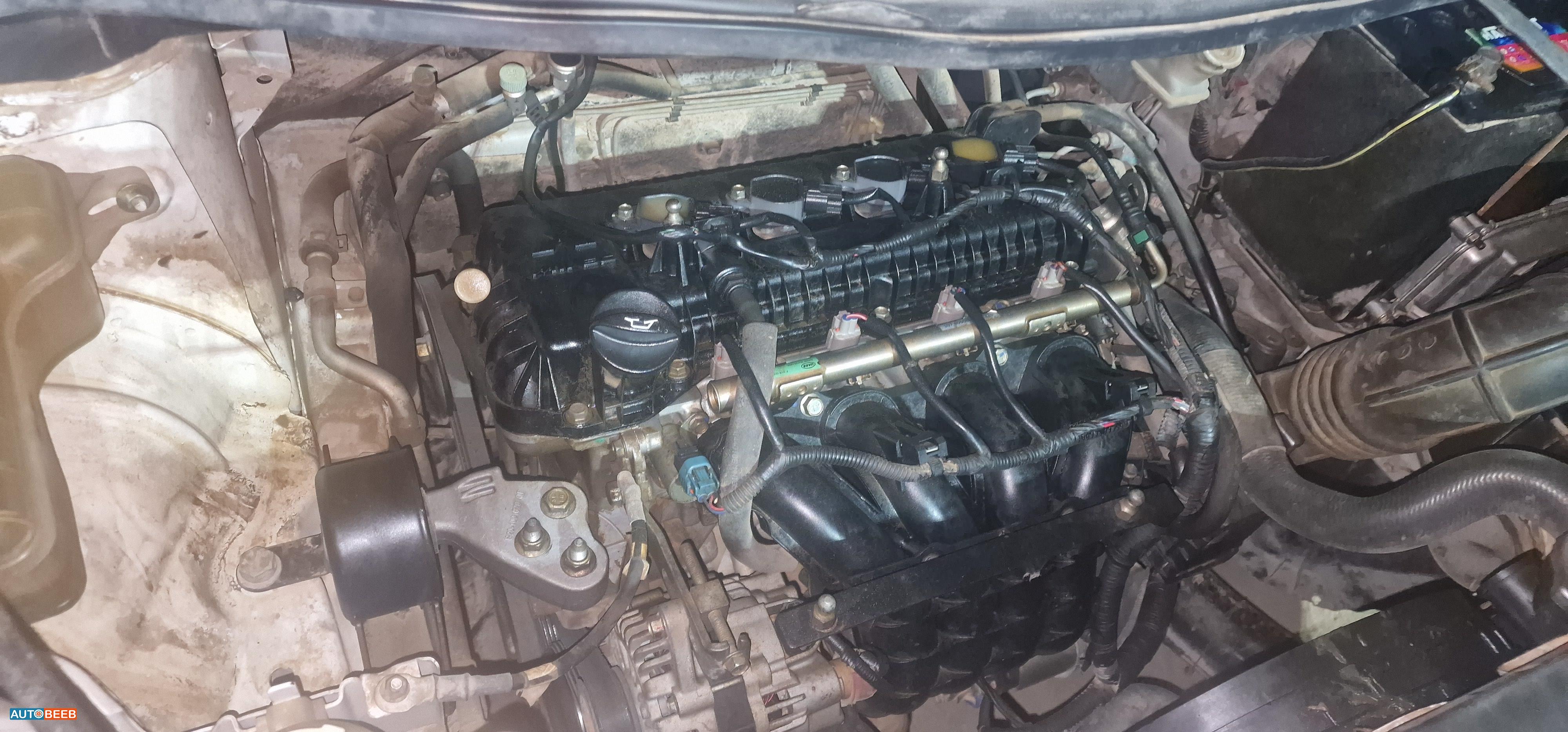 Dongfeng Forthing 2015