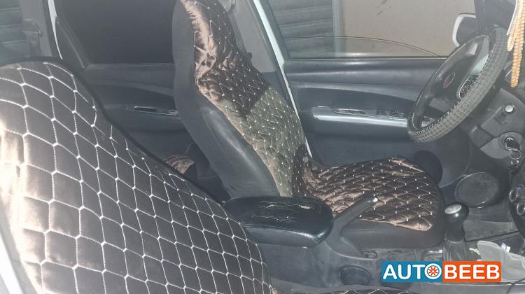 Dongfeng Forthing 2015