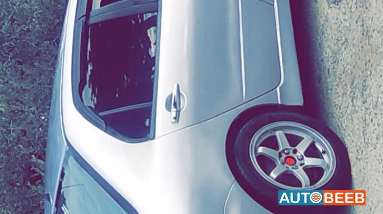 ميتسوبيشي لانسر 2005