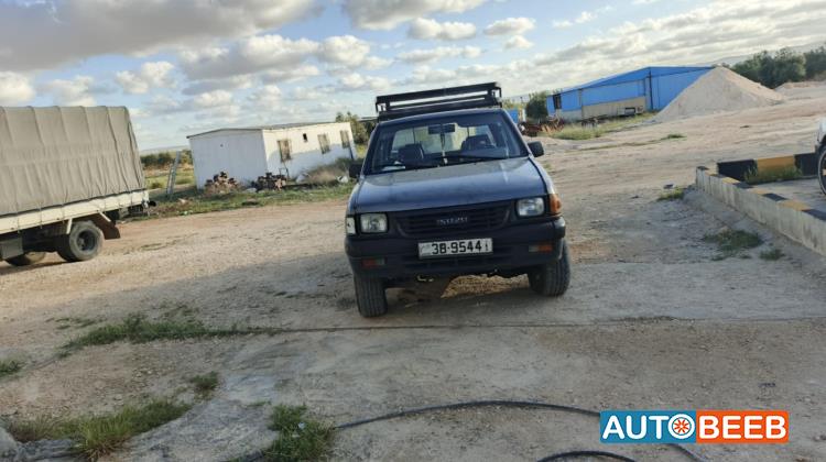 ايسوزو بك اب 1996