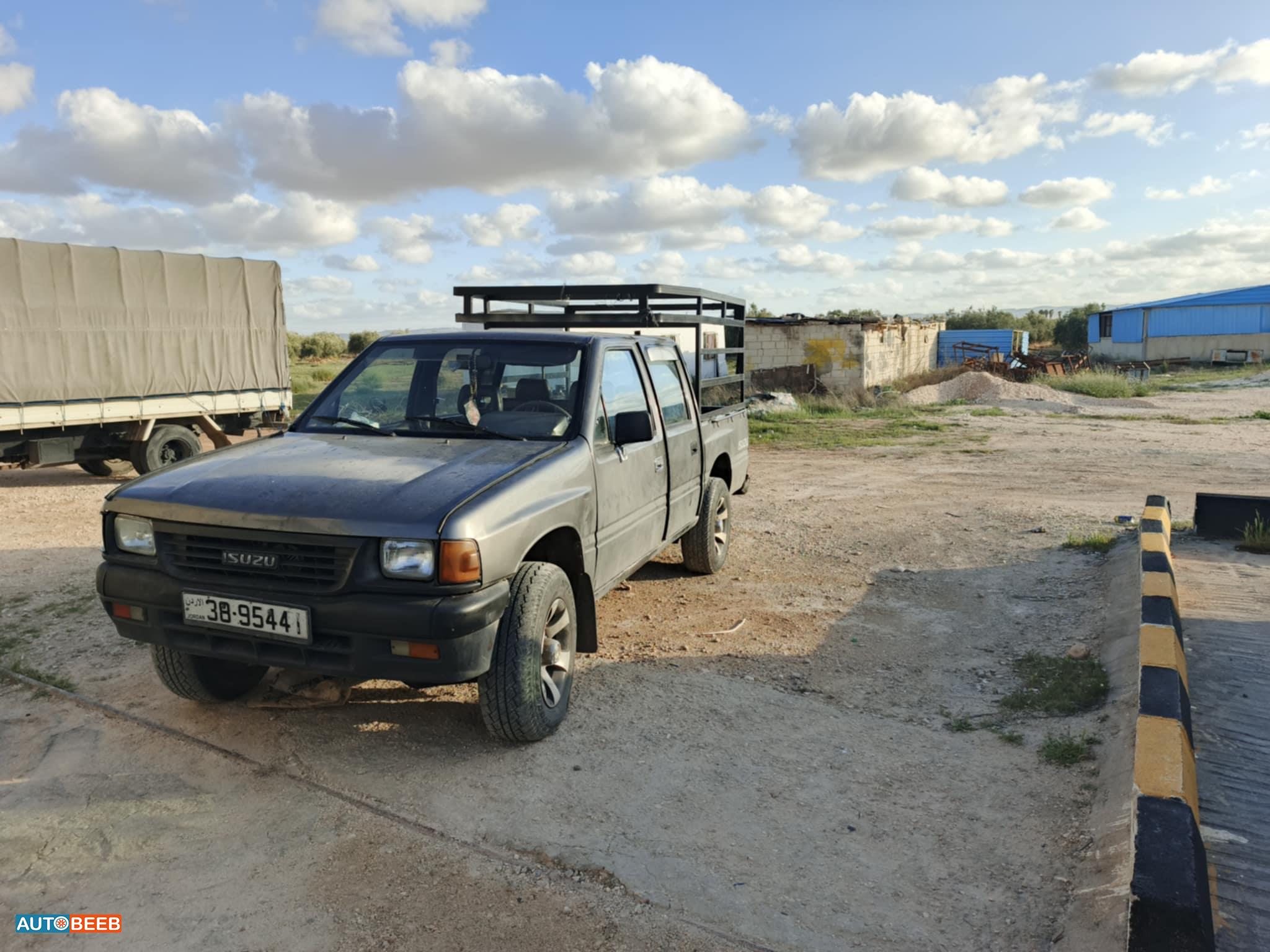 ايسوزو بك اب 1996