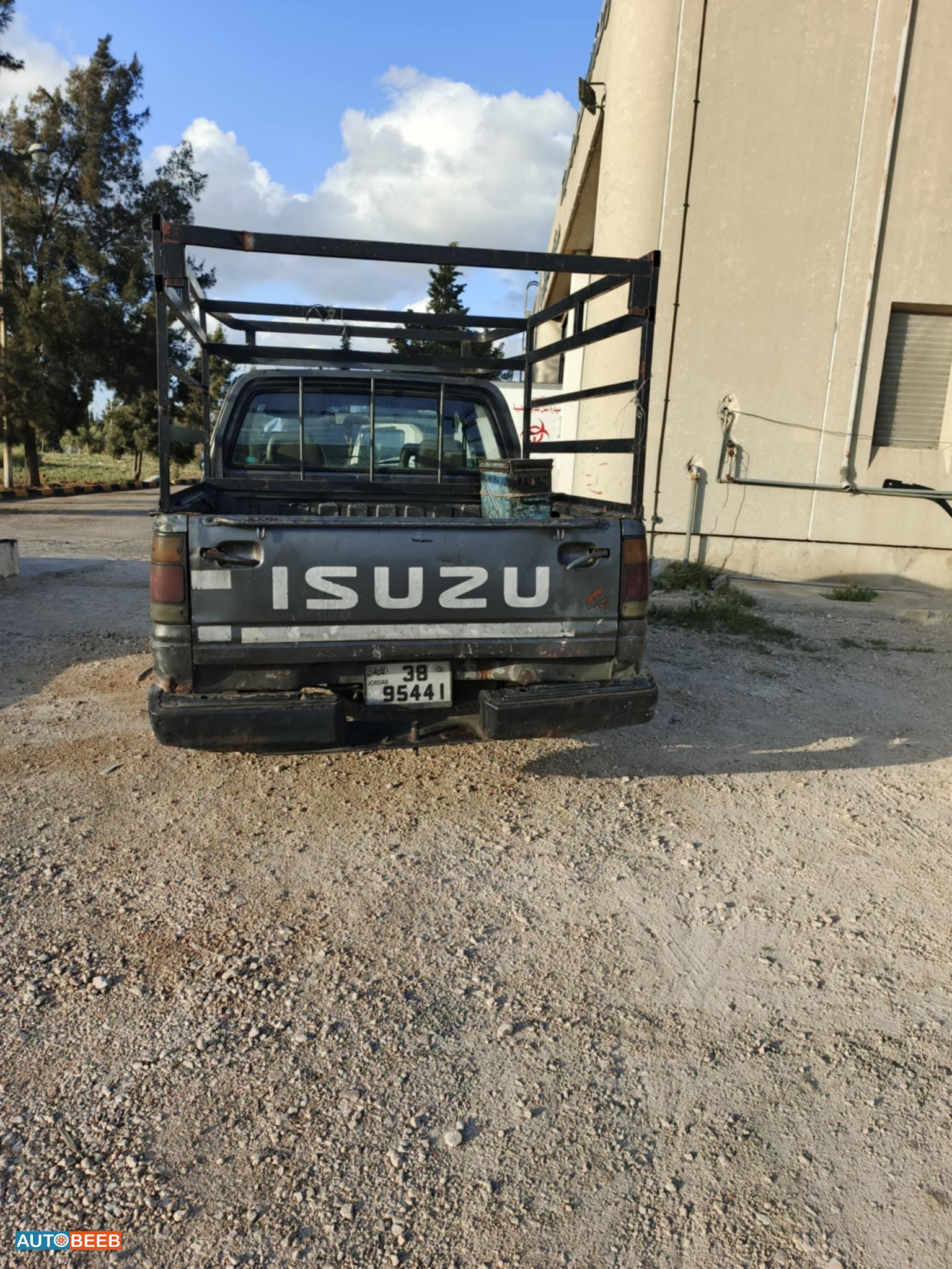 ايسوزو بك اب 1996