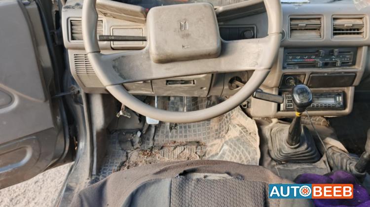 ايسوزو بك اب 1996