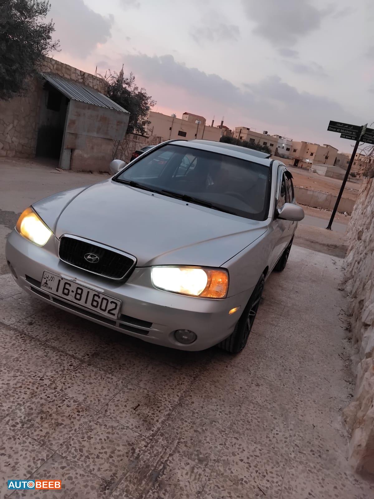 Hyundai Elantra 2002