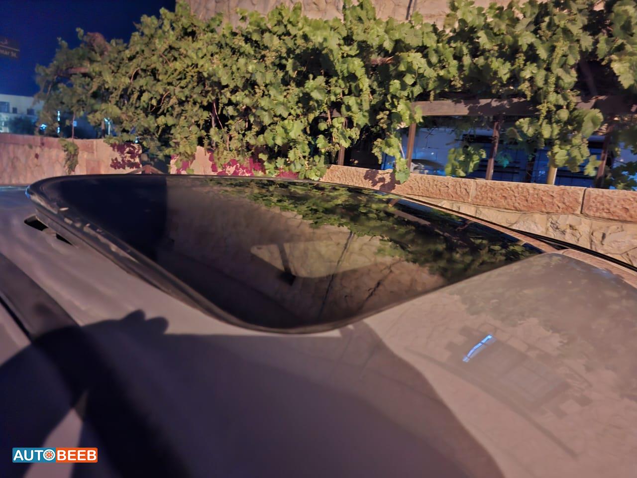 Hyundai Elantra 2002