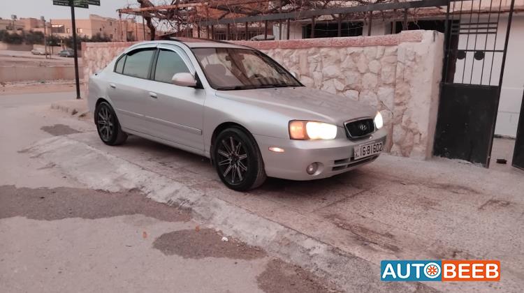 Hyundai Elantra 2002