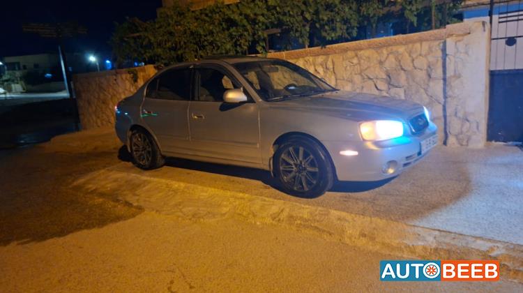 Hyundai Elantra 2002