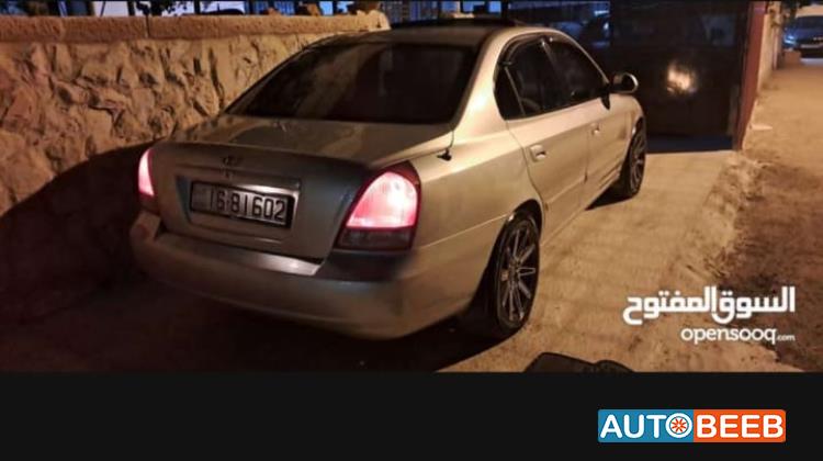 Hyundai Elantra 2002