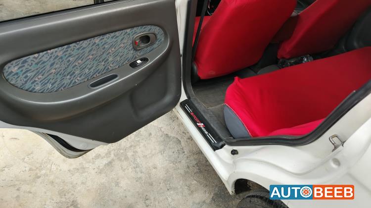 كيا سيفيا 1998